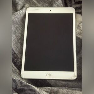 Apple iPad Mini 2